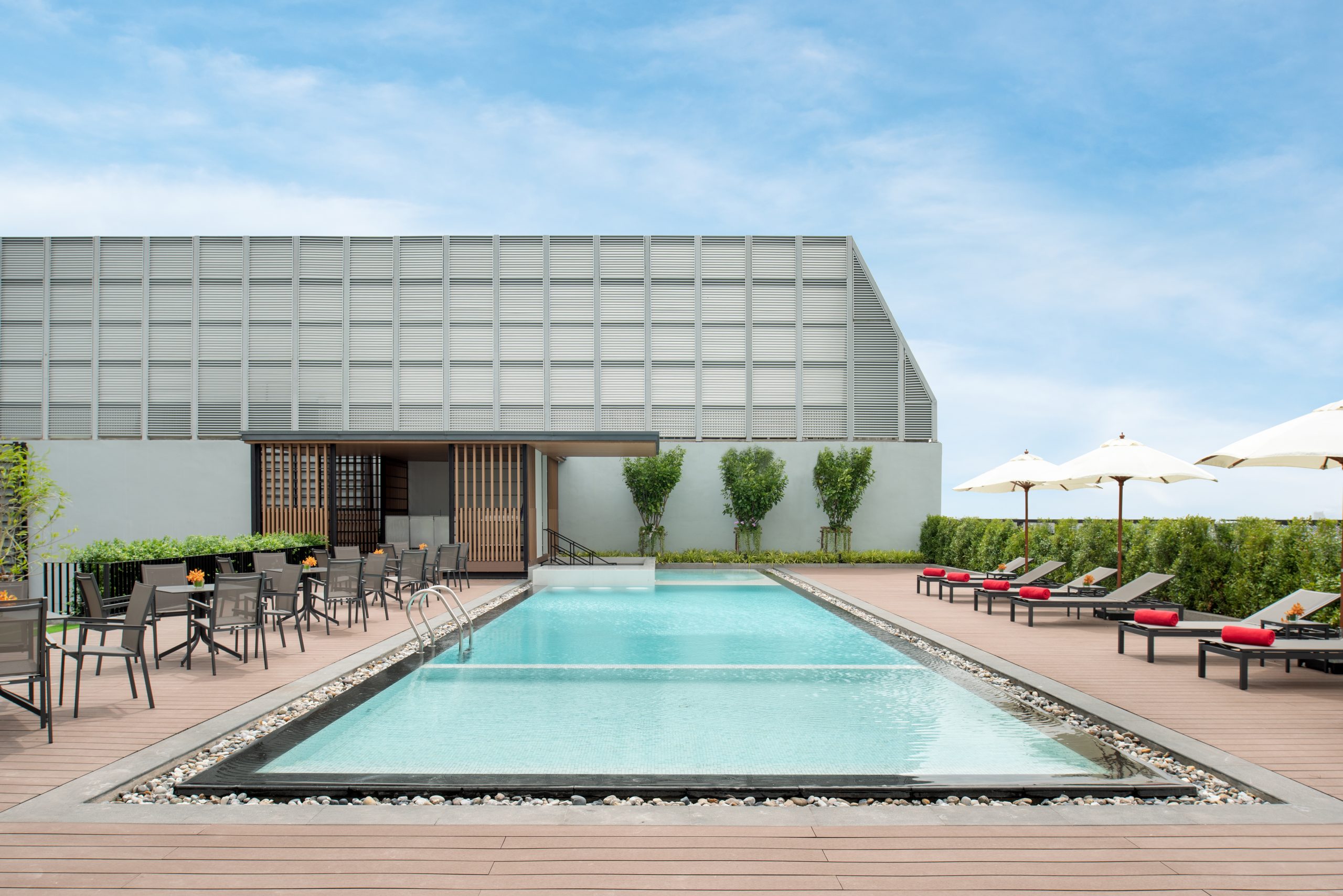 Avani pool